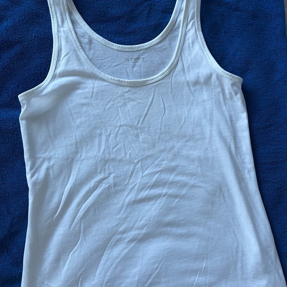 Old Navy Dresses & Skirts - Old Navy Classic White Tank Top